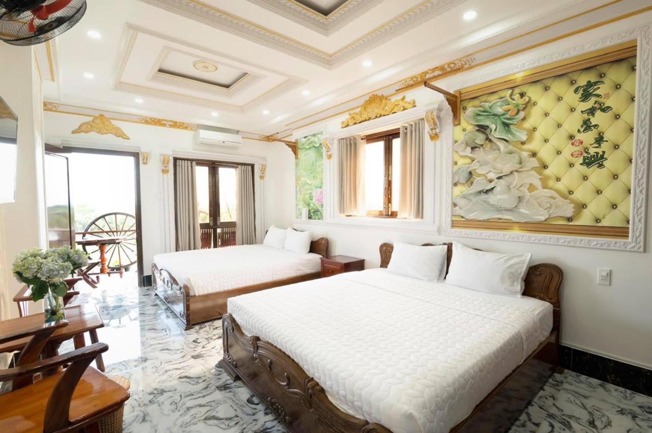 Little Saigon Hotel Chau Doc Extérieur photo
